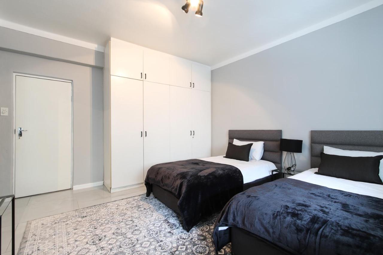 Nederburg, Sea Point, 2 Bed Apt - New Kapsztad Zewnętrze zdjęcie